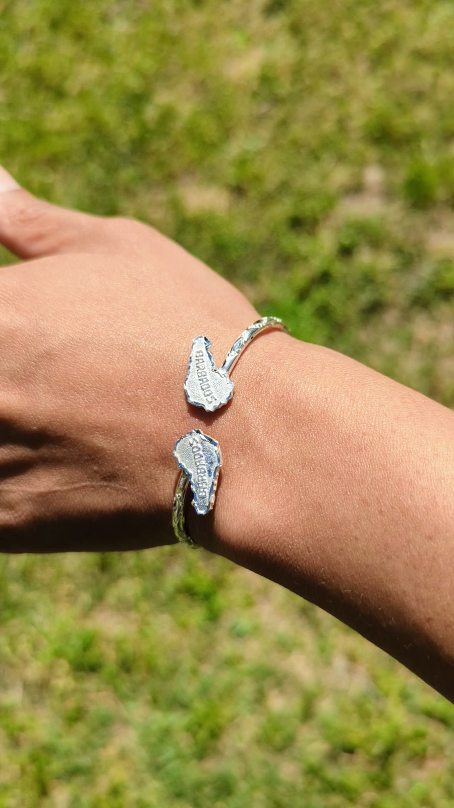 Light Barbados Map Bangle with Diamante Pattern