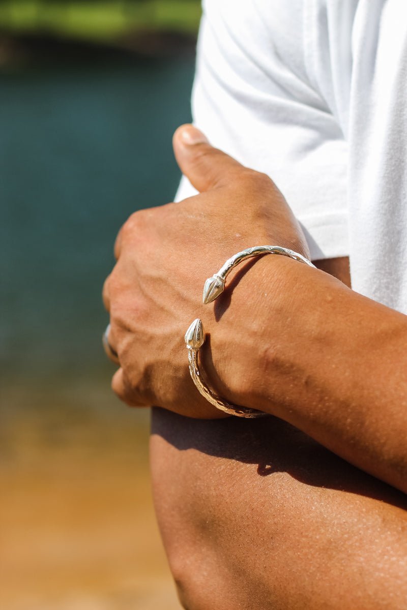 Extra Heavy Cocoa Pod Bangle with Diamante Pattern - Bangle - Caribbijou Island Jewellery