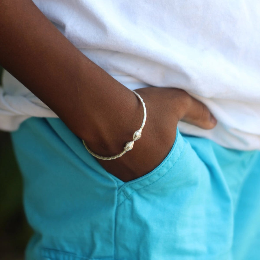 Extra Light Cocoa Pod Bangle with Calypso Pattern - Bangle - Caribbijou Island Jewellery