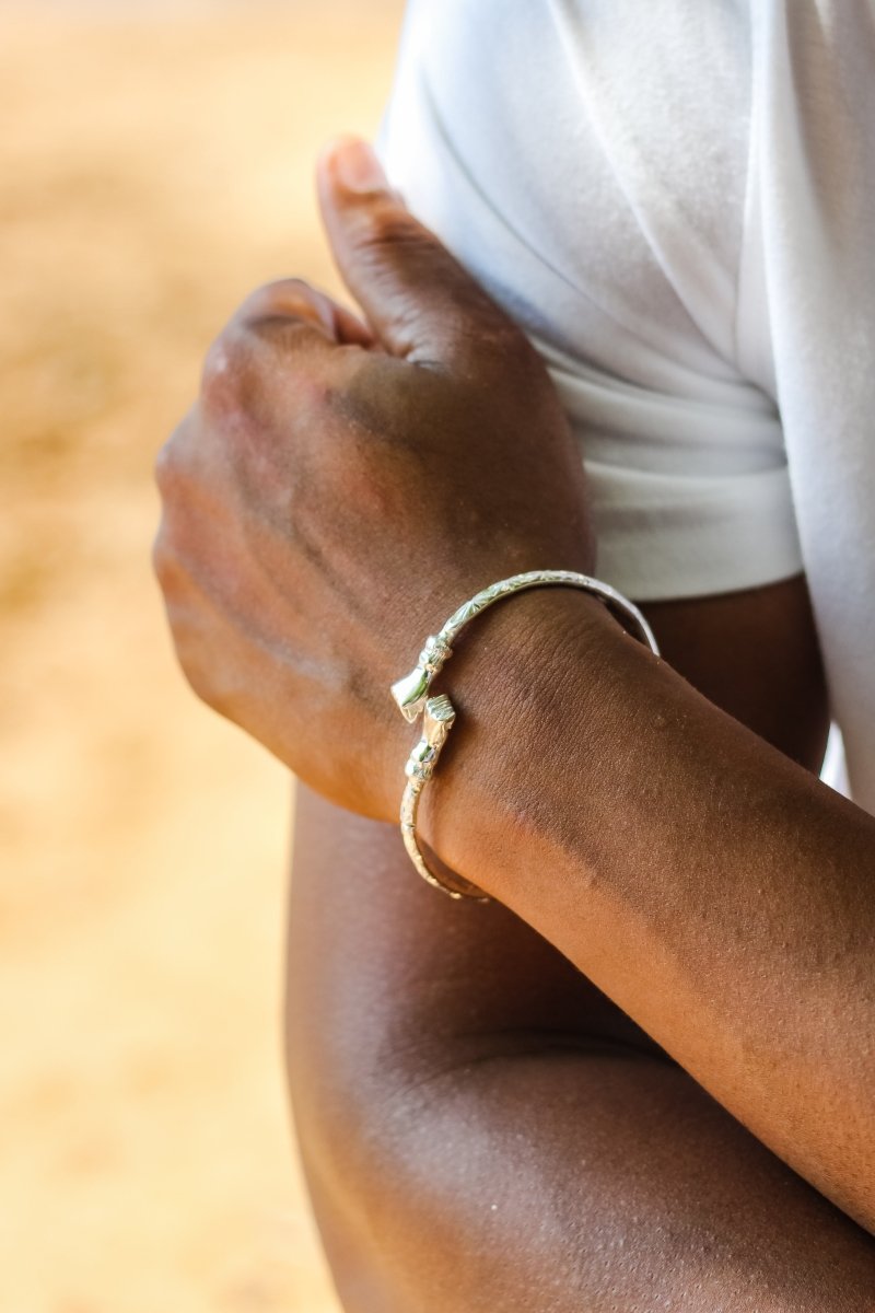 Heavy Fists Bangle with Calypso Pattern - Bangle - Caribbijou Island Jewellery