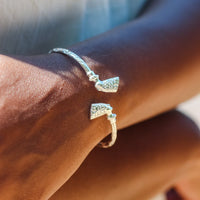 Light Bangle with Nefertiti Egyptian Head Diamante Pattern - Bangle - Caribbijou Island Jewellery