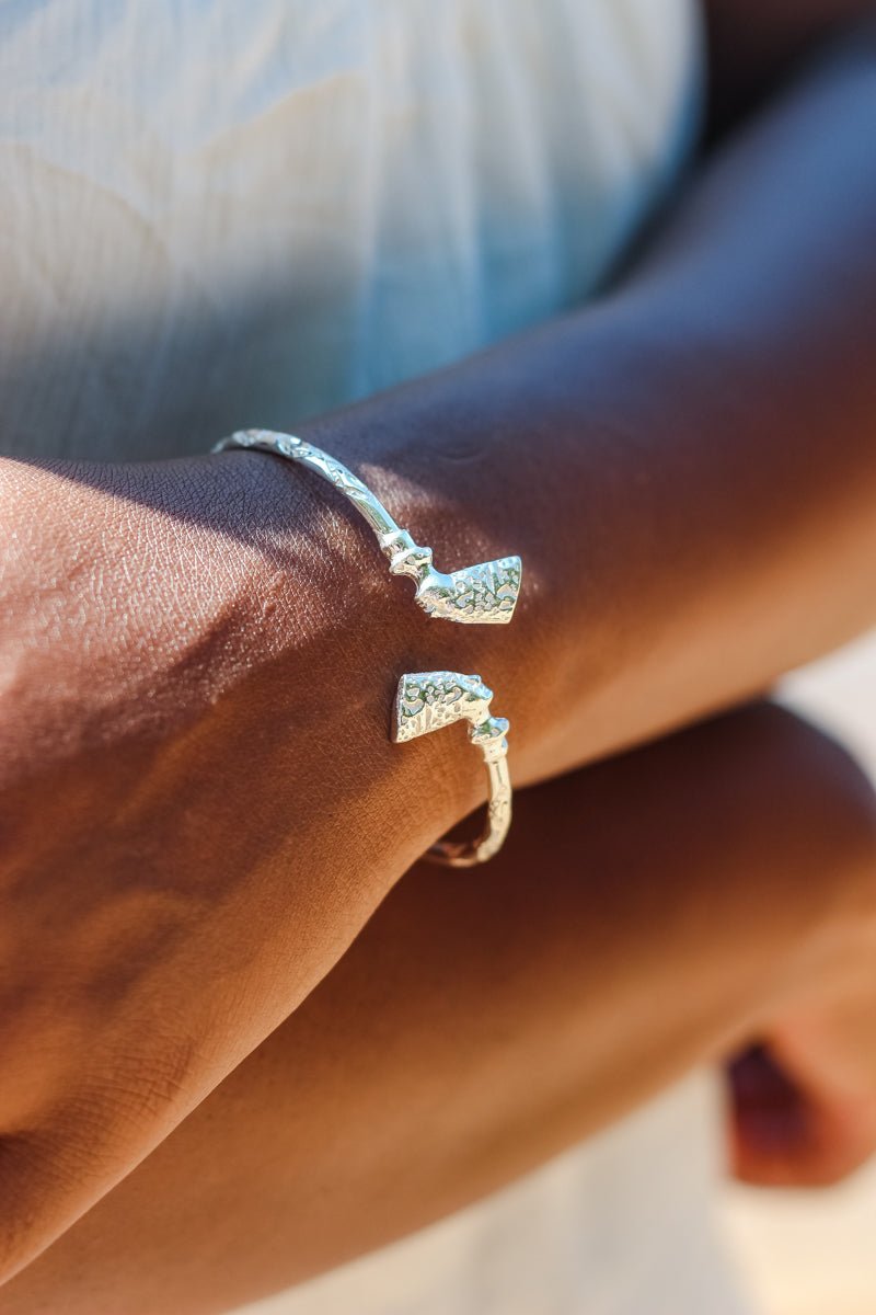 Light Bangle with Nefertiti Egyptian Head Diamante Pattern - Bangle - Caribbijou Island Jewellery