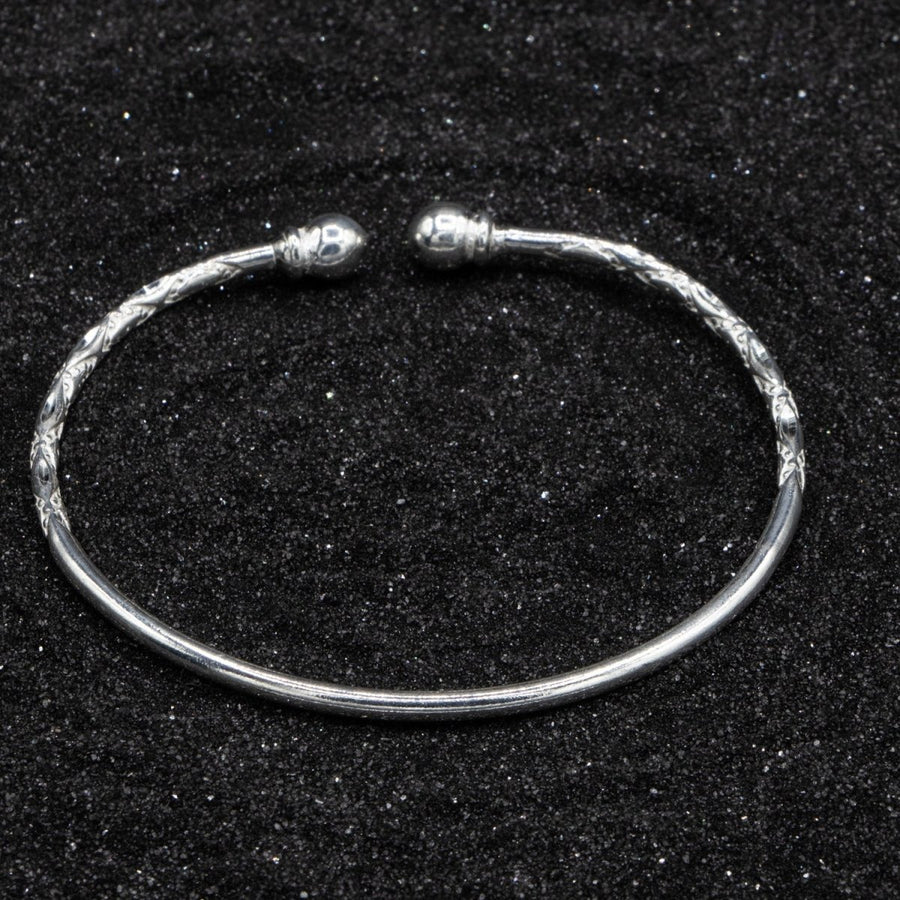 Light Solid Ball Bangle with Diamante Pattern - Bangle - Caribbijou Island Jewellery